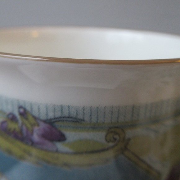 Mug Violette de Cannes Savon Extra-Fin 837 Paul Tranoy by Crown Trent, England - Picture 7 of 10